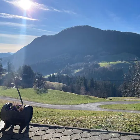 Pr Spanc, On A Sunny Farm, *